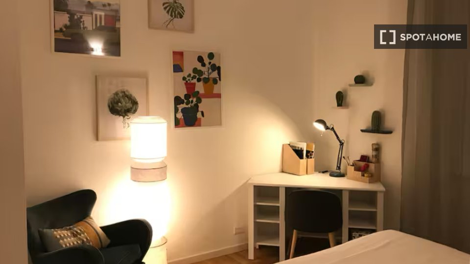 Double room Milan, 2 beds, 85m² — photo 1