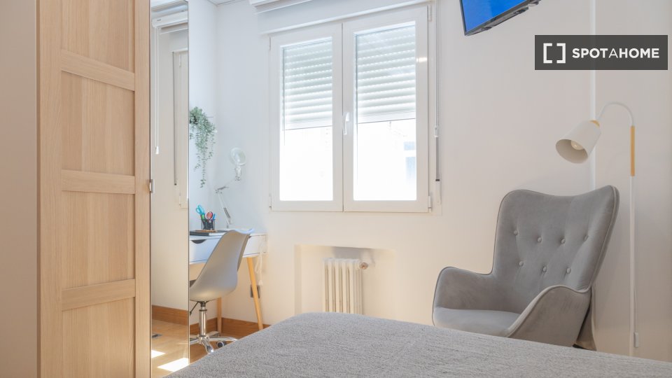 Double room Madrid, 5 beds — photo 6