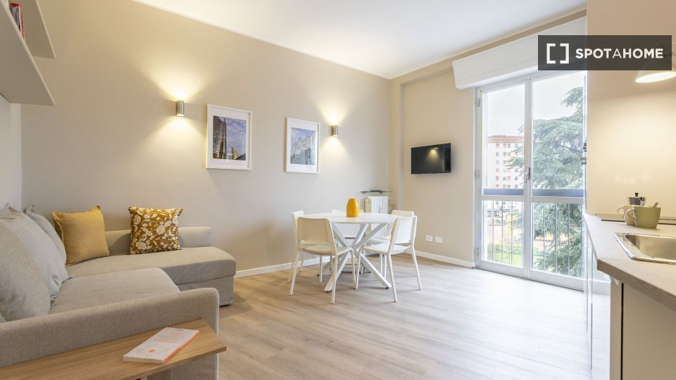 Apartment Milan, 2 beds, 70m² — photo 17