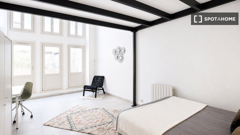 Double room Lyon, 5 beds — photo 38