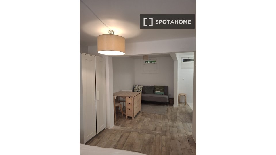 Apartment Lisbon, 1 bed, 30m² — photo 26