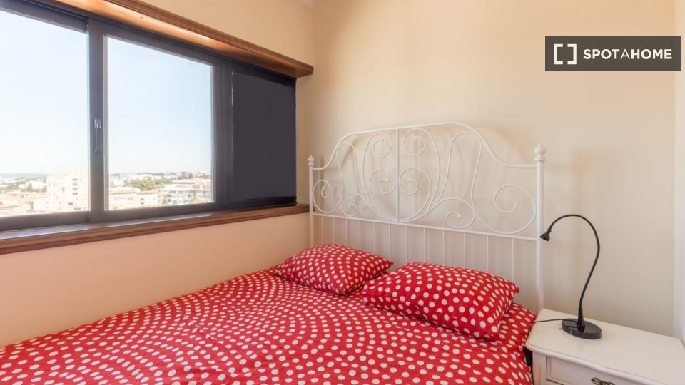 Double room Porto, 5 beds, 115m² — photo 19