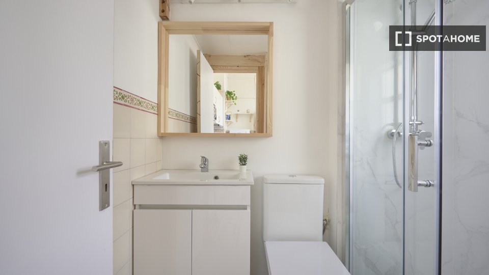 Apartment mono Lisbon — photo 7