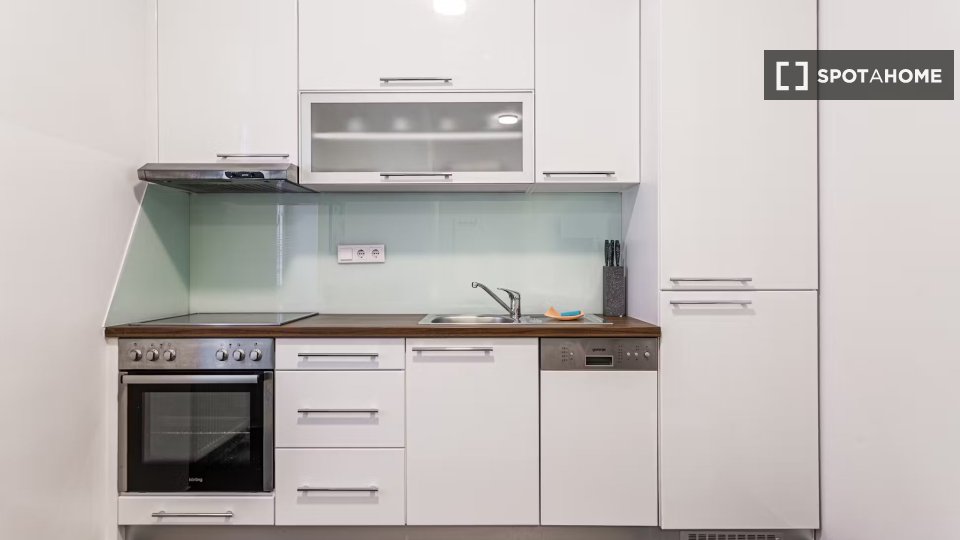 Apartment Vienna, 1 bed, 35m² — photo 1