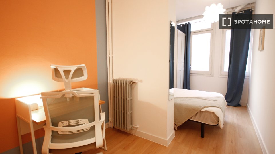 Double room Barcelona, 6 beds — photo 4