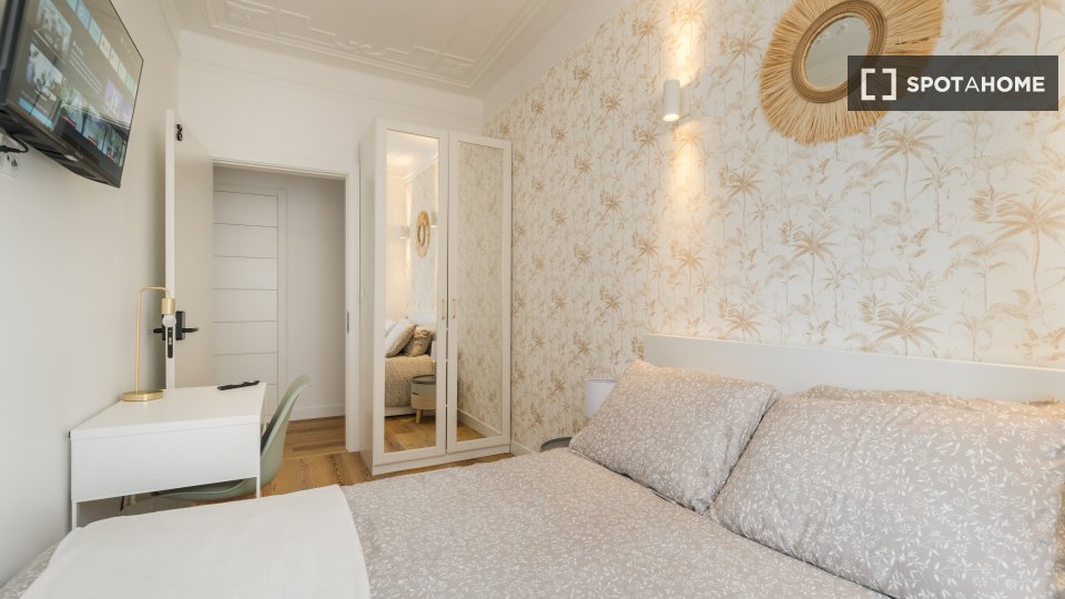 Double room Lisbon, 6 beds — photo 6