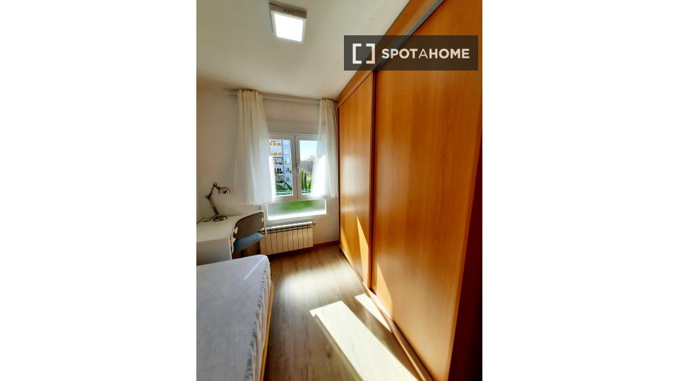 Double room Madrid, 4 beds, 90m² — photo 50