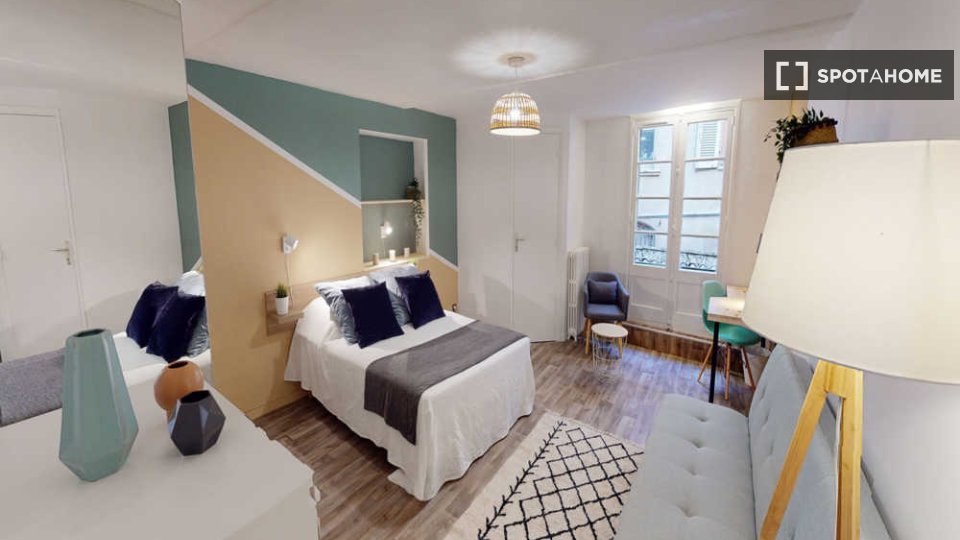 Double room Toulouse, 5 beds, 140m² — photo 2