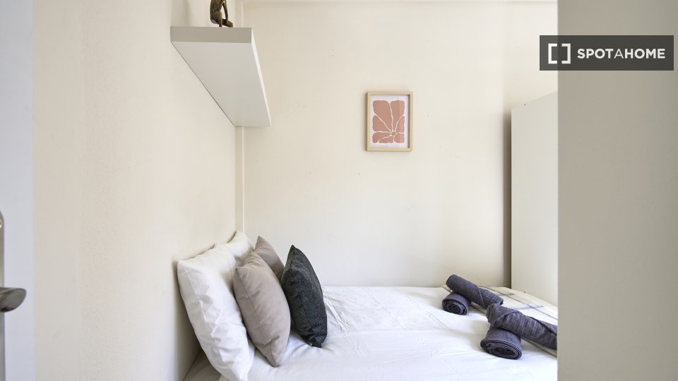Double room Lisbon, 10 beds — photo 15