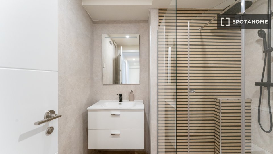 Camera doppia Madrid, 4 camere — foto 2