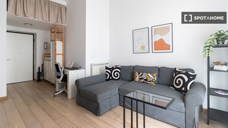 Apartment Milan, 1 bed, 70m² — photo 9