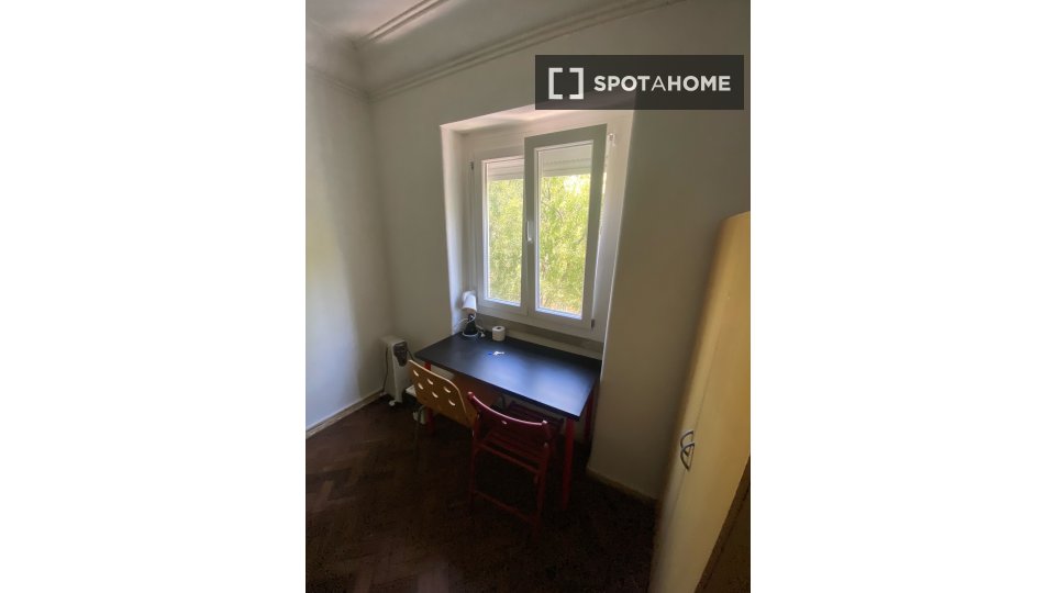 Double room Lisbon, 7 beds — photo 22