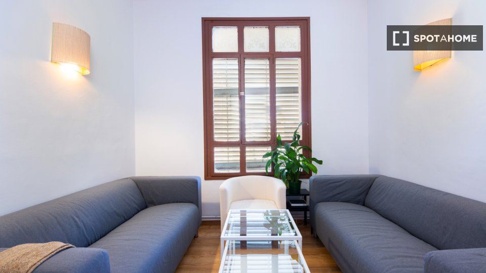 Double room Barcelona, 6 beds, 100m² — photo 14