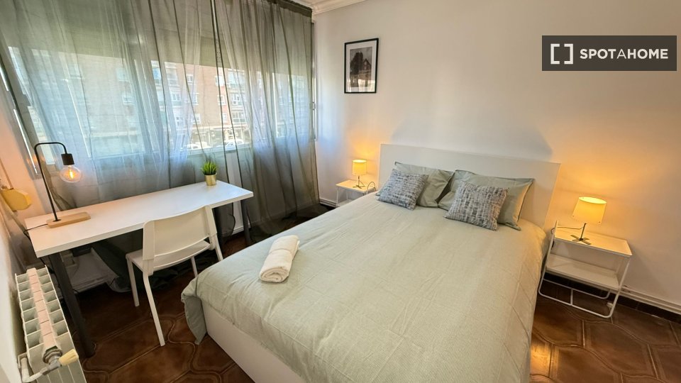 Double room Madrid, 4 beds — photo 6