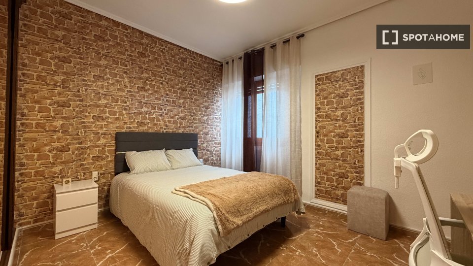 Habitación doble Valencia, 5 habitaciones — foto 2