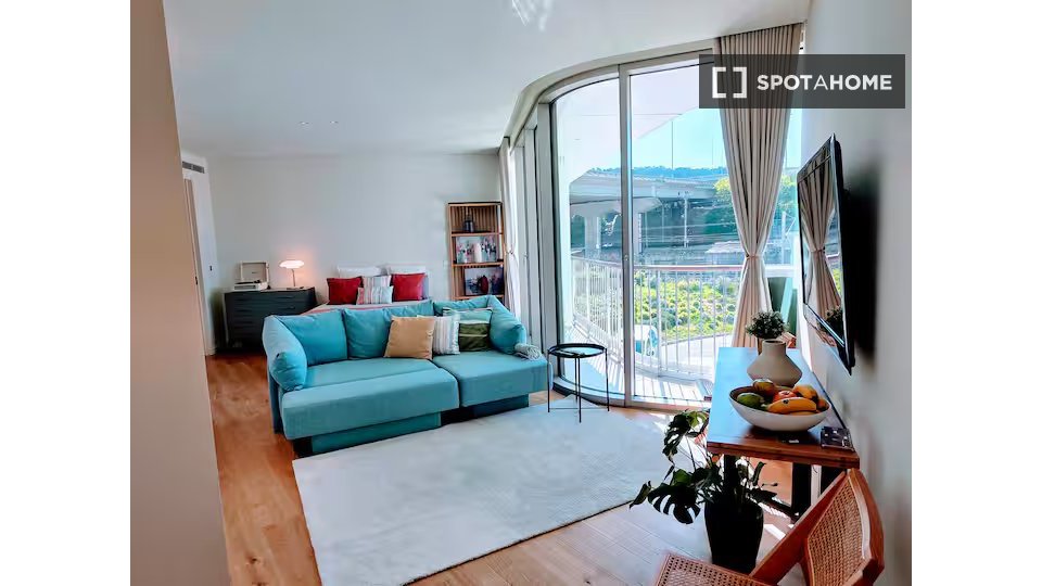 Apartment Lisbon, 1 bed — photo 15