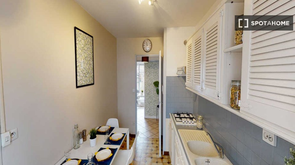 Double room Lyon, 4 beds, 80m² — photo 12