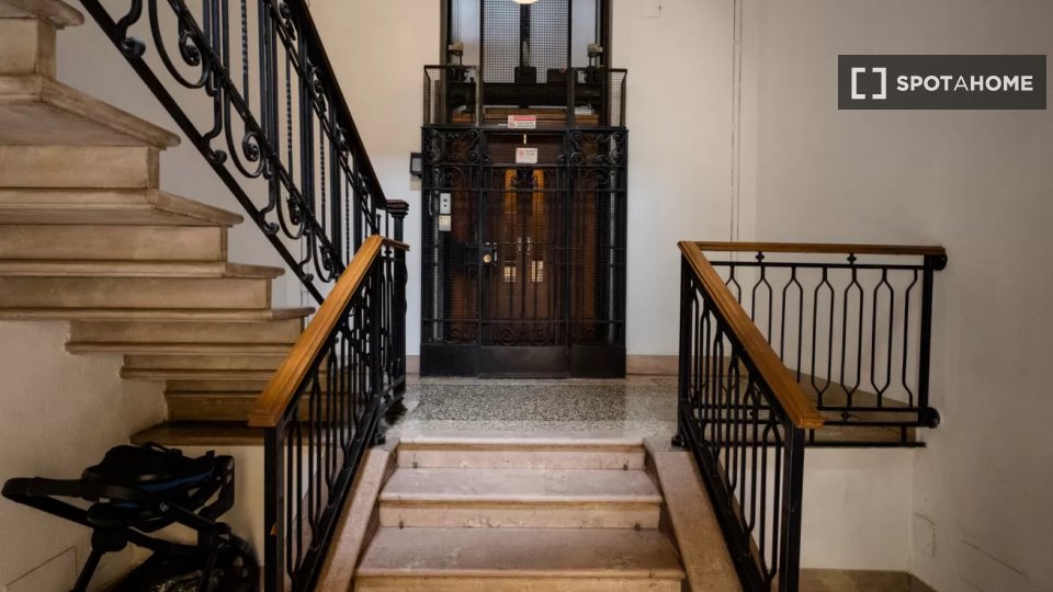 Apartment Milan, 1 bed, 76m² — photo 16