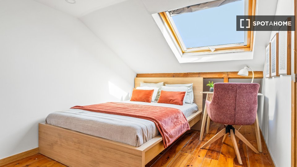 Double room Lisbon, 8 beds — photo 20