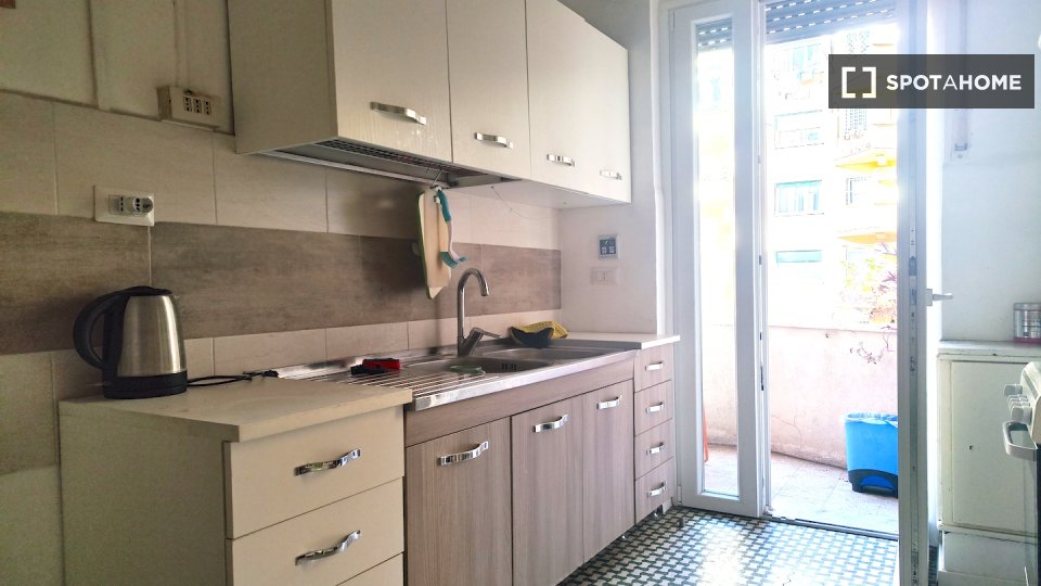 Double room Rome, 5 beds — photo 24