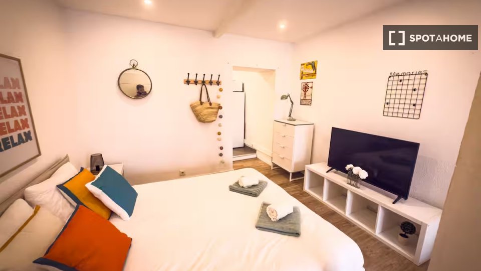 Apartment Lisbon, 1 bed — photo 9
