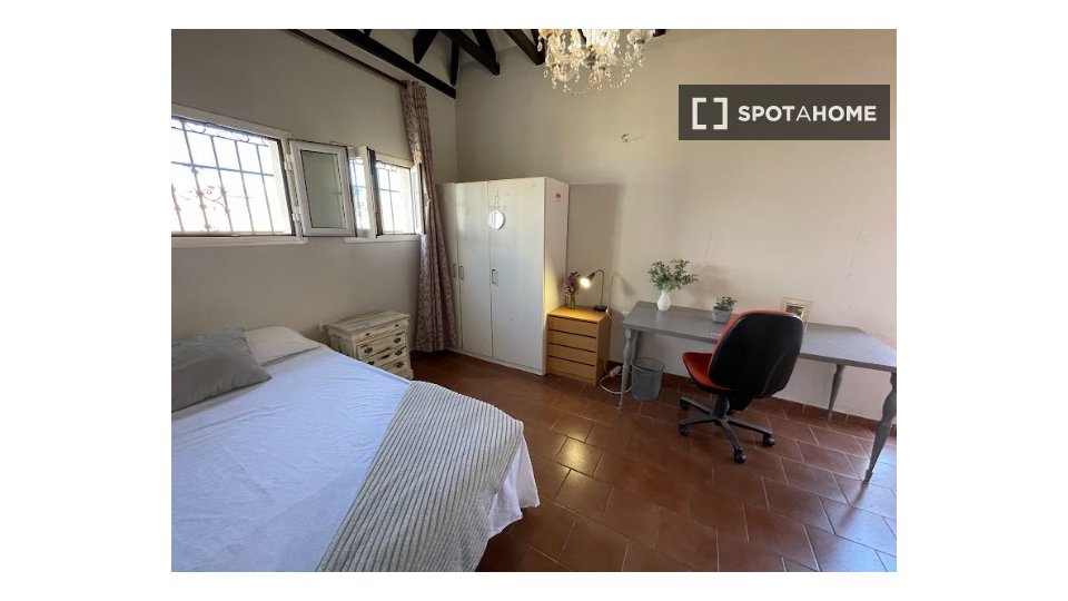 Habitación en piso compartido en El Porvenir, Sevilla
