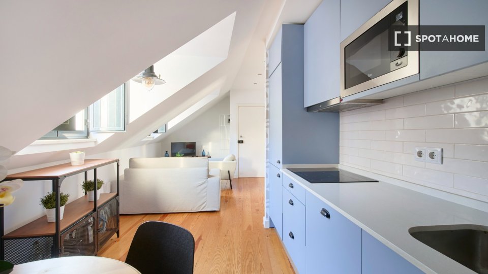 Apartment Lisbon, 1 bed — photo 11