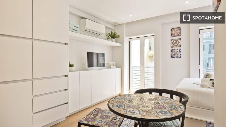 Apartment mono Lisbon, 31m² — photo 7