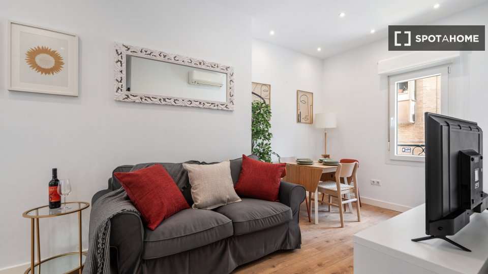 Apartment Madrid, 2 beds, 50m² — photo 10