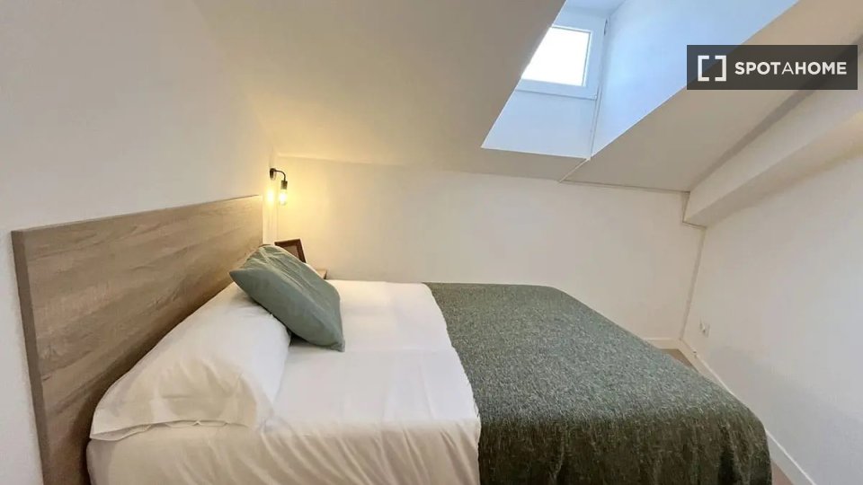 Double room Madrid, 4 beds — photo 3