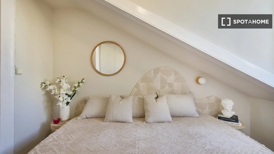 Double room Lisbon, 7 beds — photo 3
