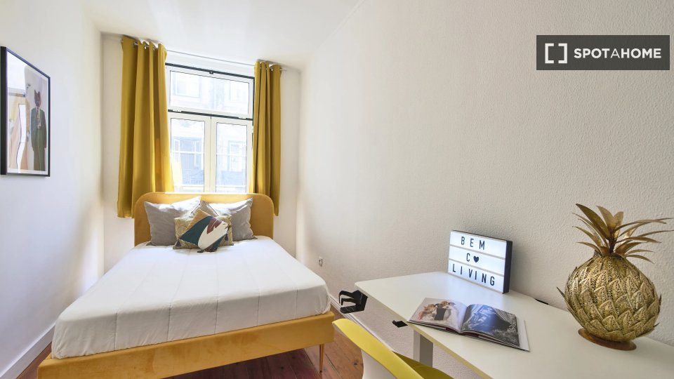 Double room Lisbon, 13 beds — photo 11