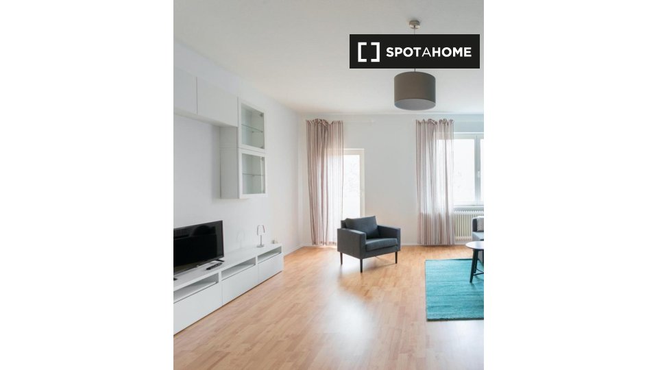 Apartment Berlin, 1 bed, 57m² — photo 2