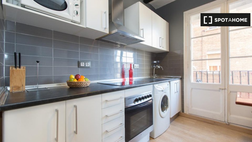 Apartment Barcelona, 2 beds, 55m² — photo 8