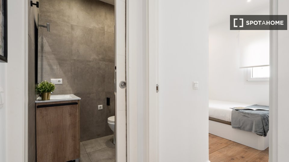 Apartment Madrid, 2 beds, 50m² — photo 1