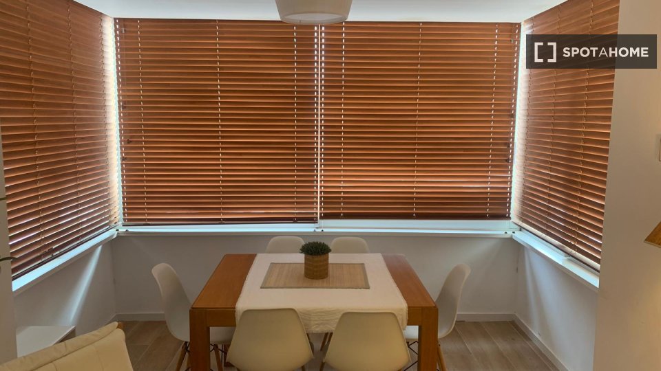 Apartment Valencia, 3 beds, 75m² — photo 1