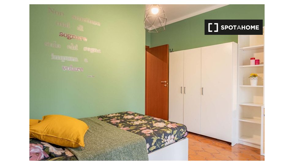 Double room Milan, 4 beds, 80m² — photo 9