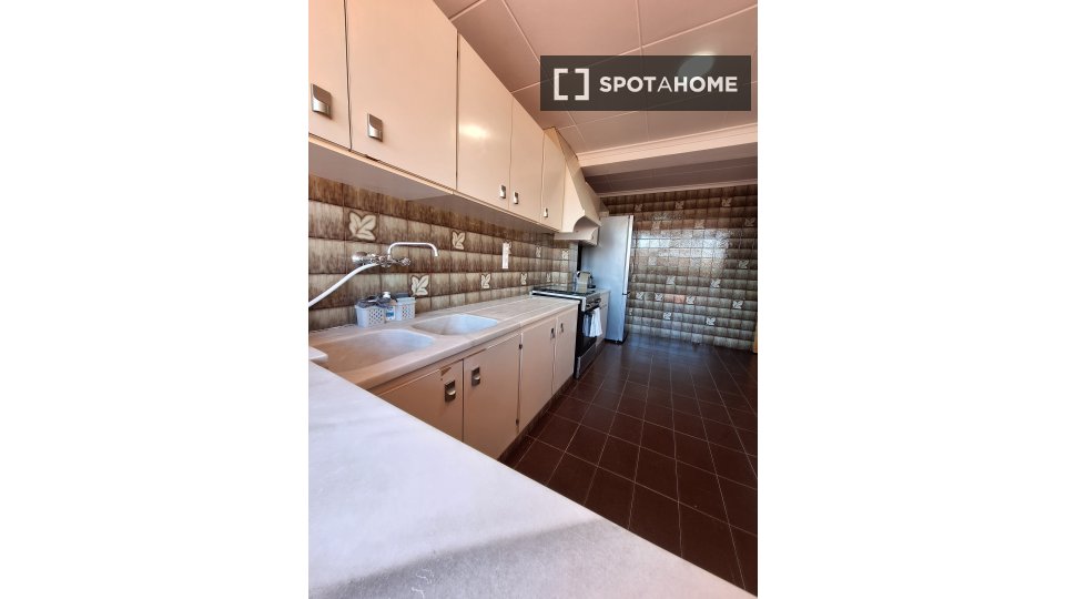 Apartment Valencia, 5 beds — photo 12