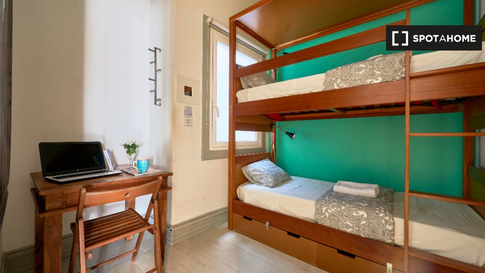 Double room Lisbon, 11 beds — photo 3
