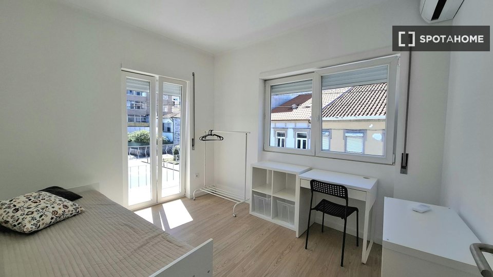 Double room Porto, 4 beds — photo 5