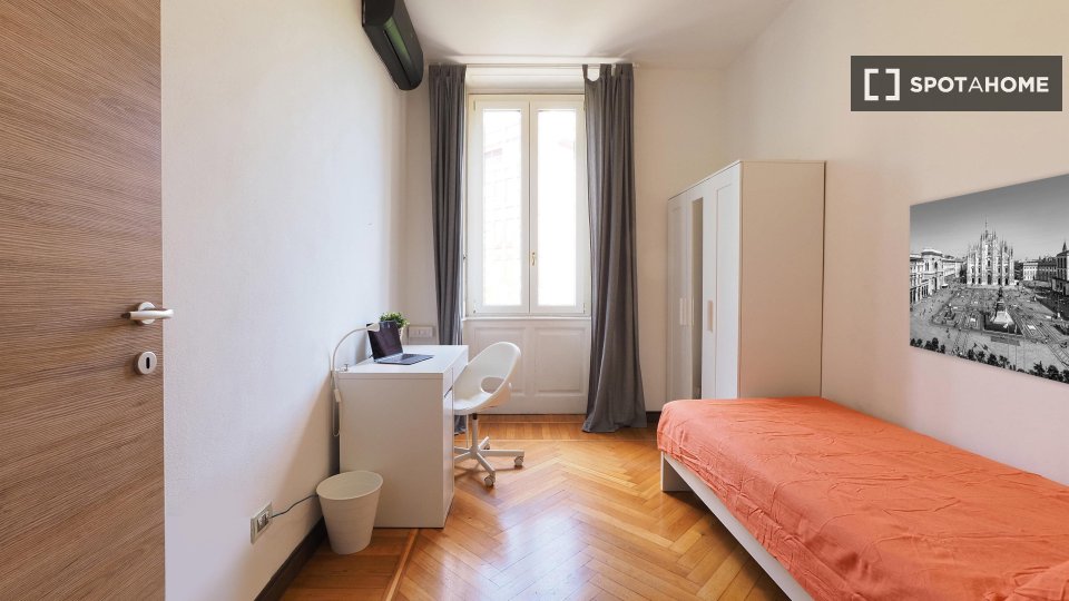 Double room Milan, 6 beds — photo 10
