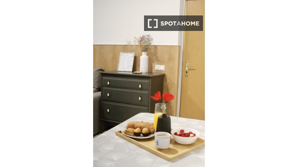 Apartment Valencia, 3 beds, 90m² — photo 19