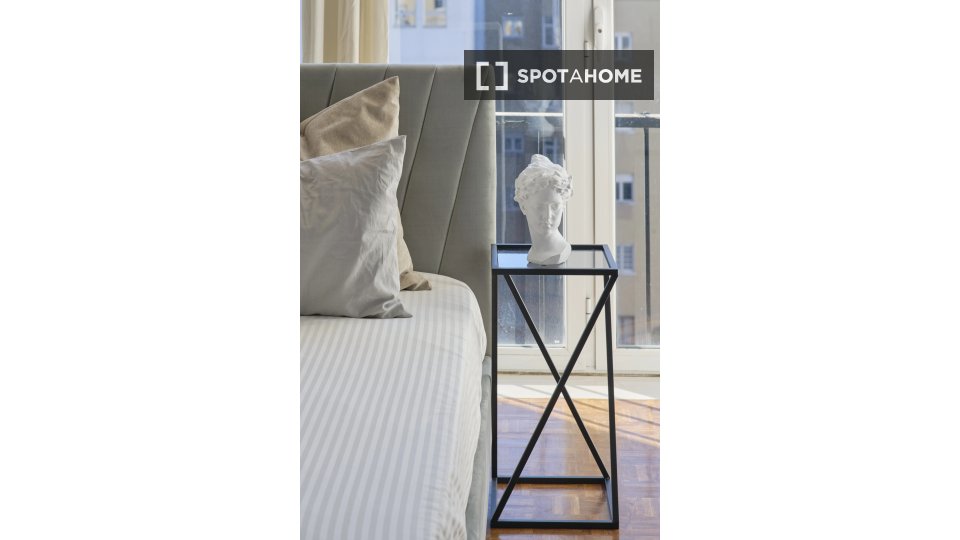 Double room Lisbon, 7 beds — photo 8