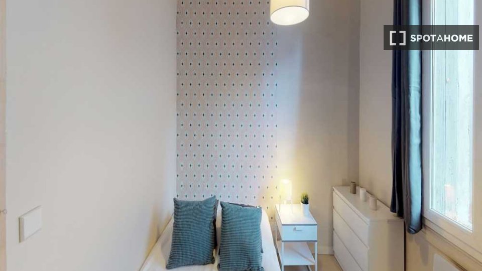Habitación 12 huéspedes, con wifi