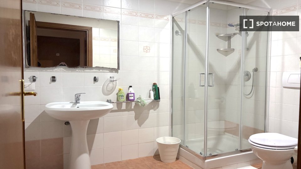 Double room Rome, 33 beds — photo 26