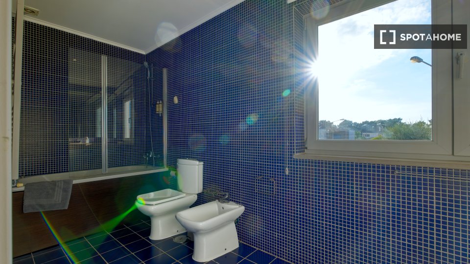 Apartment Lisbon, 4 beds — photo 17
