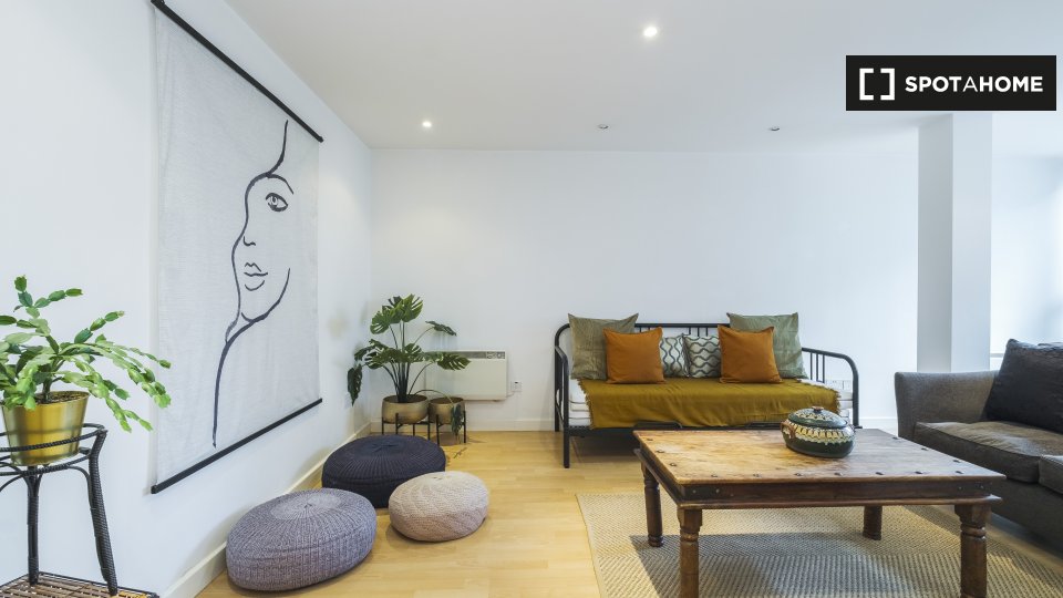 Apartment London, 1 bed — photo 1