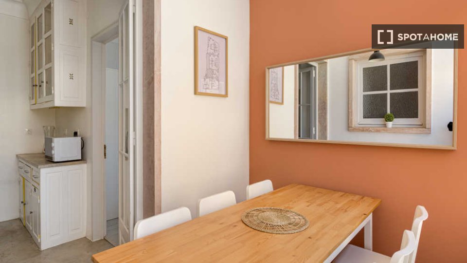 Double room Lisbon, 7 beds — photo 28