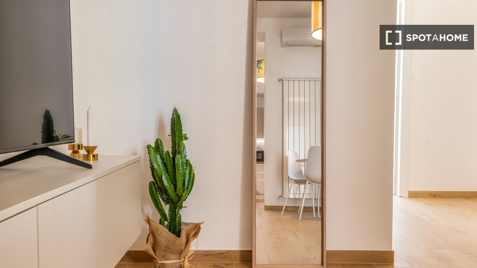 Apartment Milan, 1 bed, 69m² — photo 14