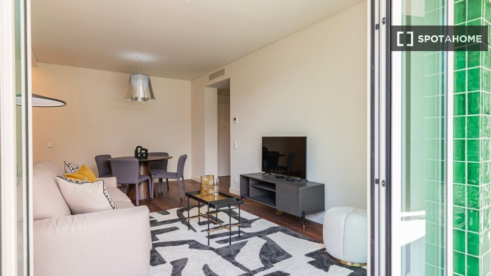 Apartment Lisbon, 1 bed — photo 19